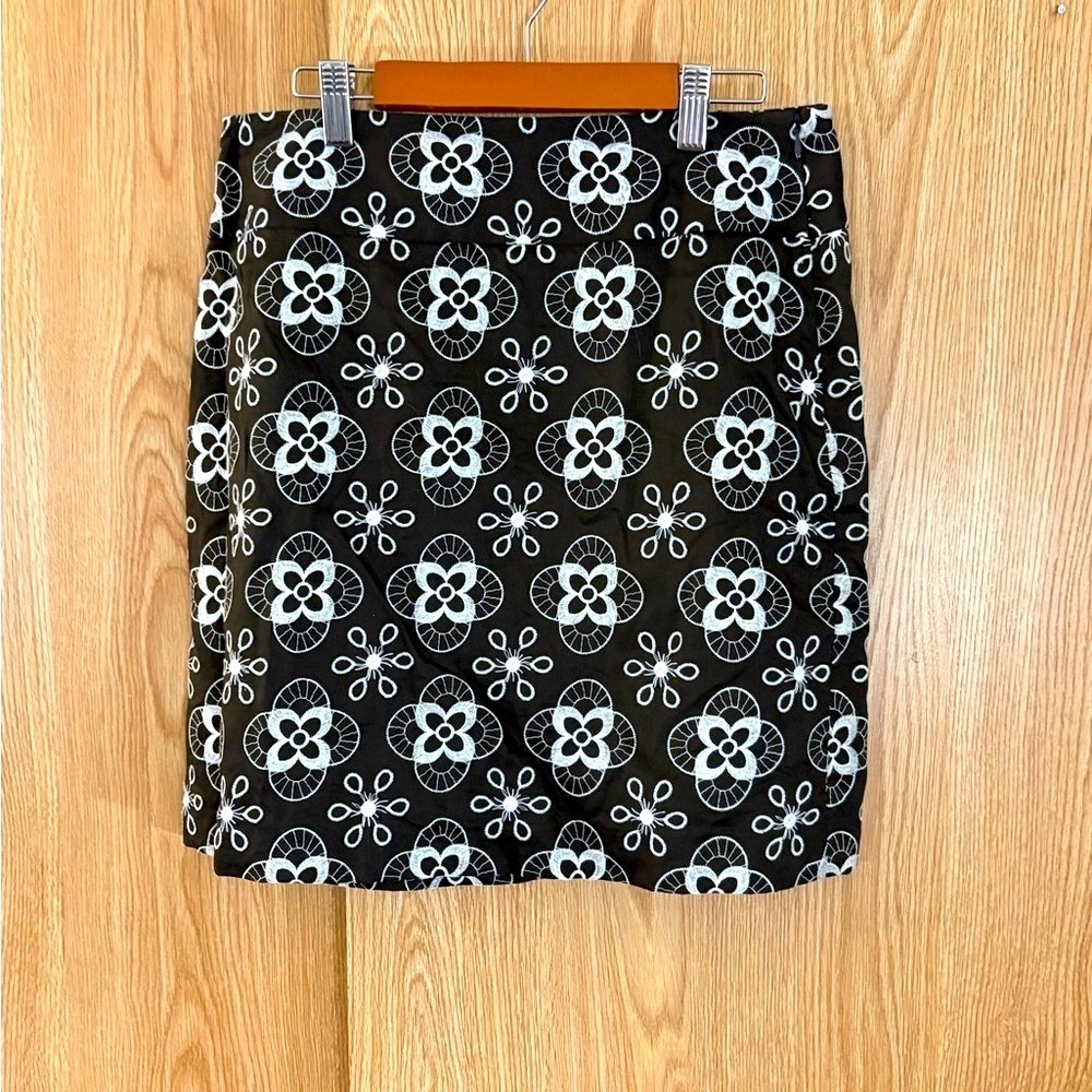 LOFT Brown and White Embroidered Floral Lined Mini Skirt
